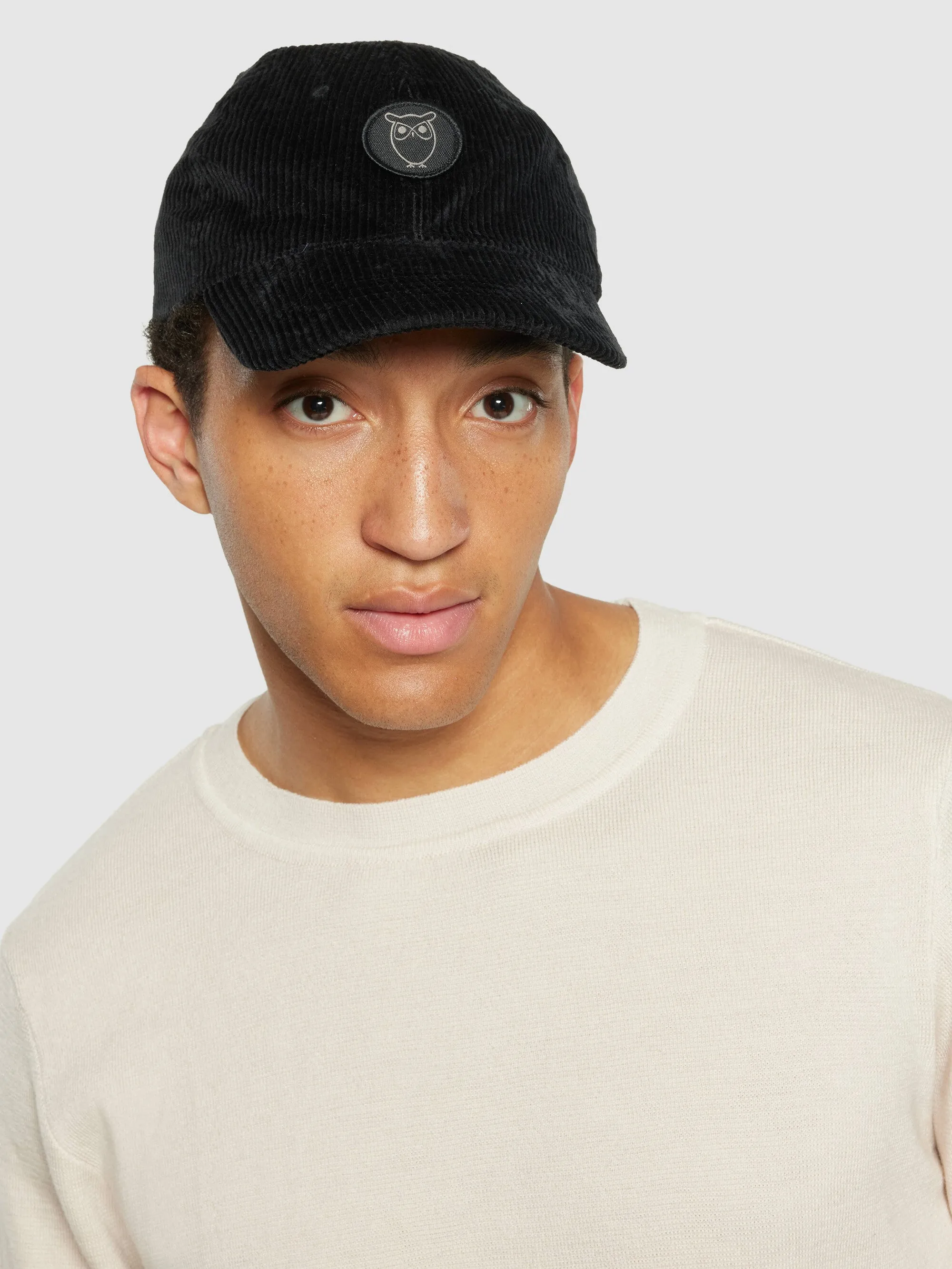 8 Wales corduroy cap - Black Jet