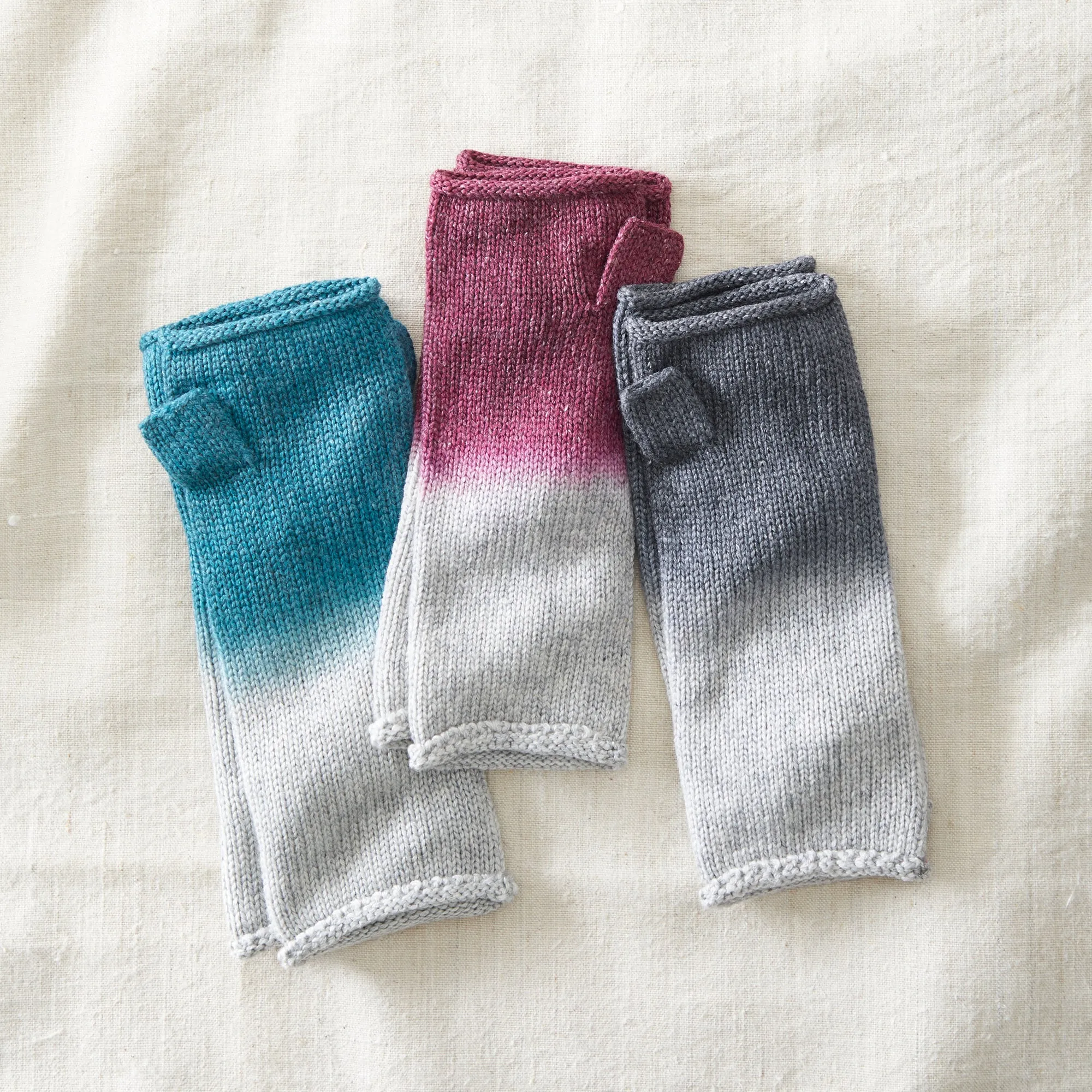 CHAYA Dipdye Luxury Merino Wristwarmers (WS)