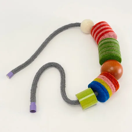 Felt bead necklace - red